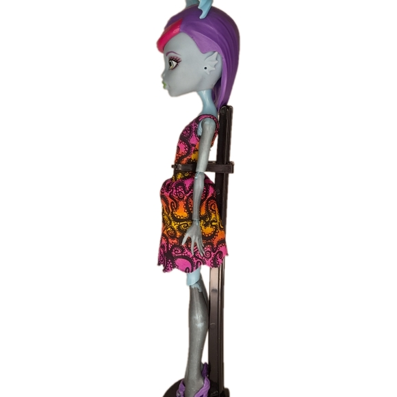 Monster High Original Create a Monster Sea Monster Fashion Doll - Picture 4 of 6